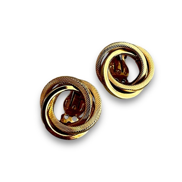 VINTAGE 1950s Gold Tone CircularClio Earrings by JUDY LEE - Picture 7 of 12